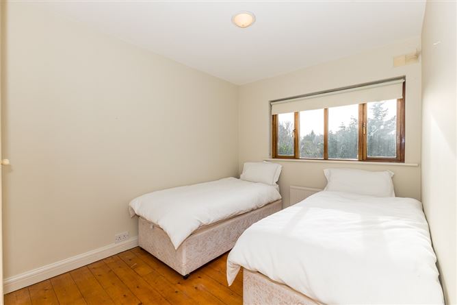14 Auburn Grove, Malahide,   County Dublin