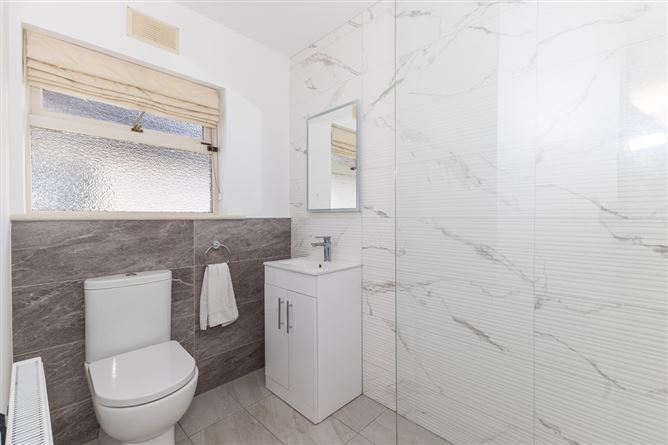 14 Auburn Grove, Malahide,   County Dublin