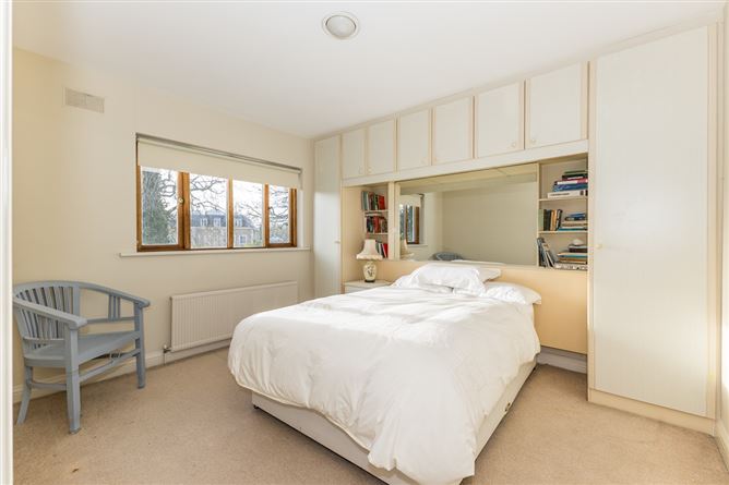 14 Auburn Grove, Malahide,   County Dublin