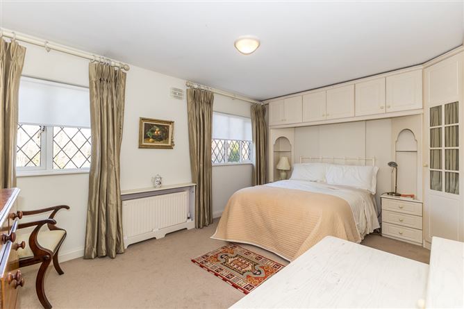 14 Auburn Grove, Malahide,   County Dublin
