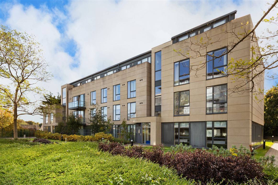 3 Richmond Hall, Mount St Annes, Milltown, Dublin 6