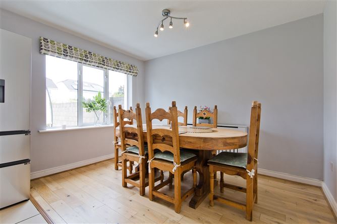 8 Daletree Close, Ballycullen, Dublin 24
