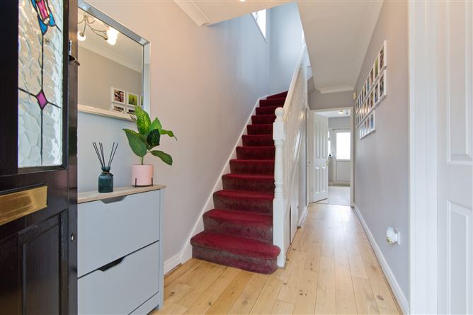 8 Daletree Close, Ballycullen, Dublin 24
