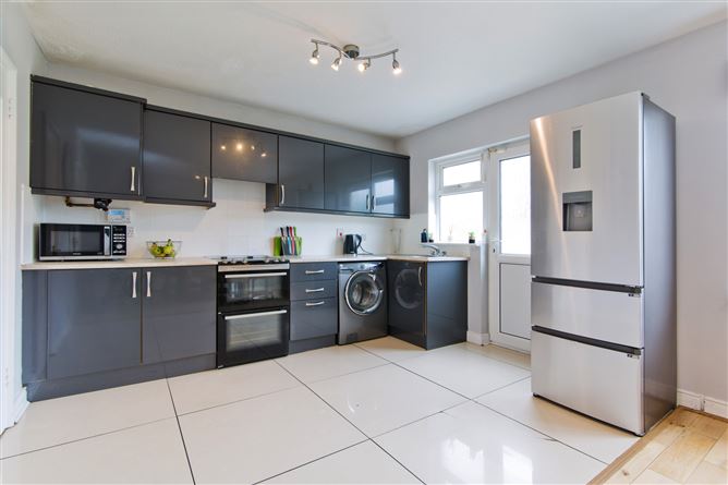 8 Daletree Close, Ballycullen, Dublin 24