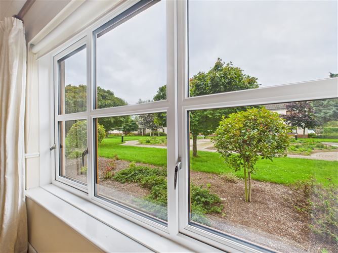 54 Beverton Court , Donabate, County Dublin