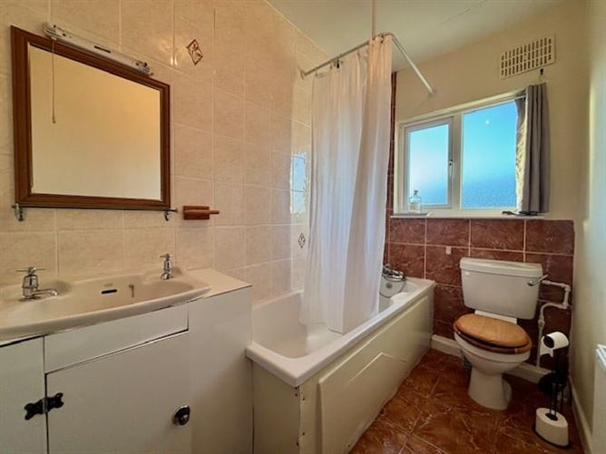 Esmondale, Naas, Co. Kildare