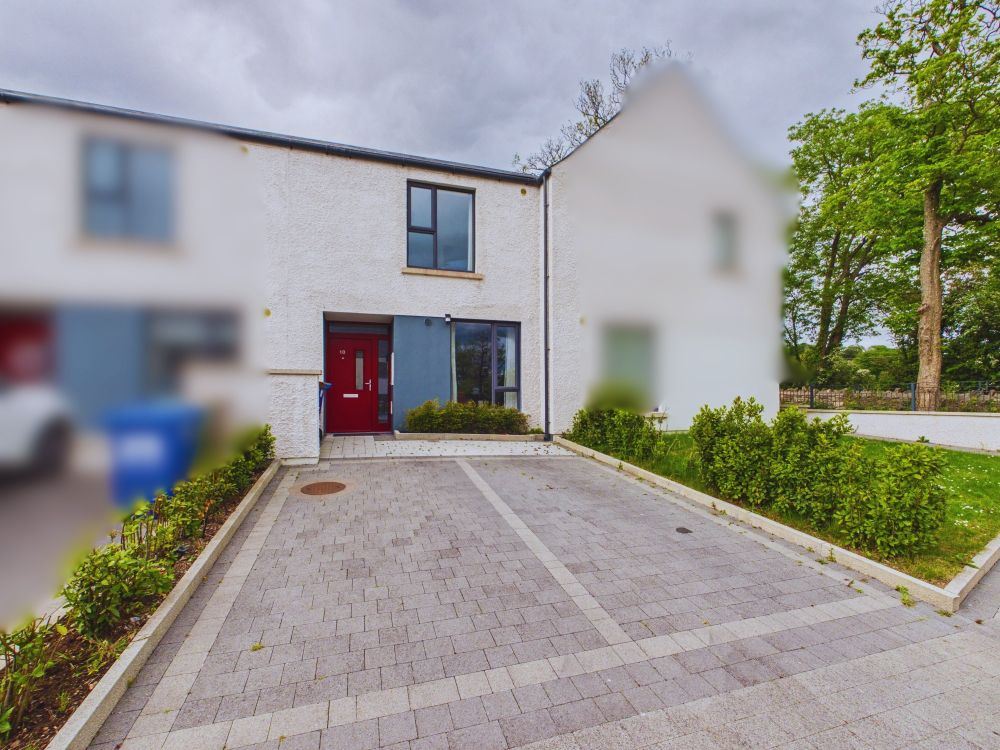10 The Groves, Glounthaune, Cork