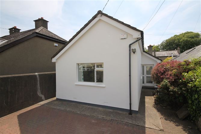 1 Glenherbert Mews, Greenpark Road, Bray, Co. Wicklow