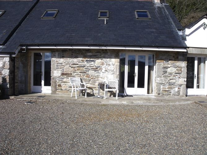 Cottage No 3, Rosnastraw Courtyard, Rosnastraw, Tinahely, Wicklow