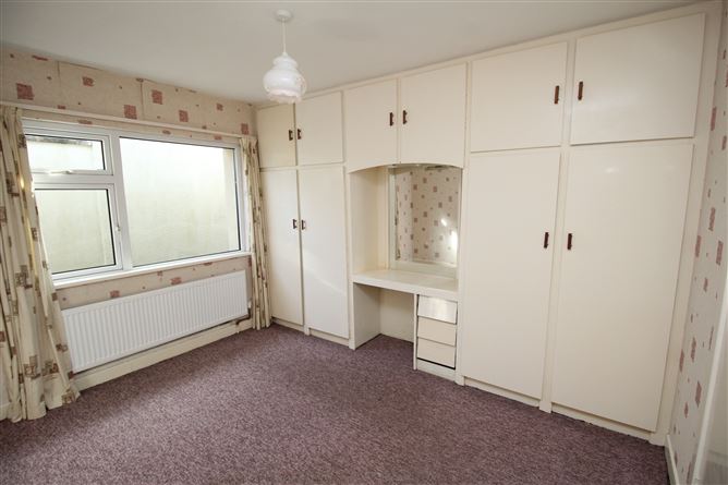 No.22 The Demesne, Longford, Longford