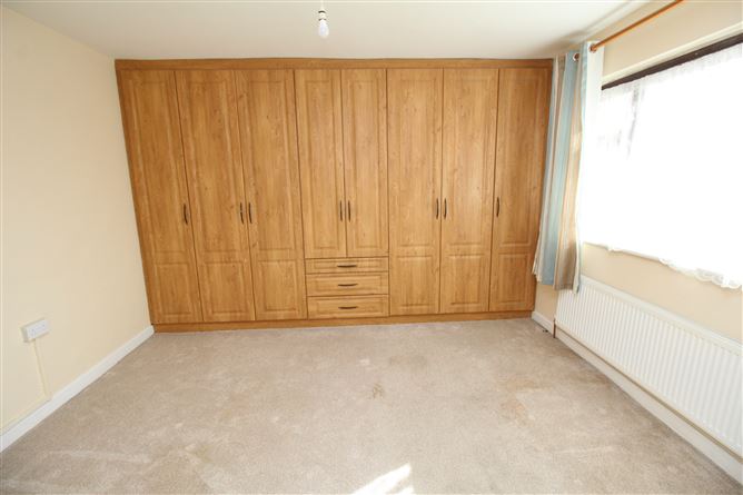 No.22 The Demesne, Longford, Longford