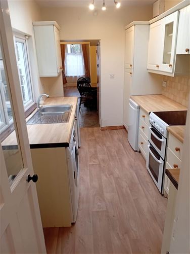 38 Chapel Street, Dundalk, County Louth