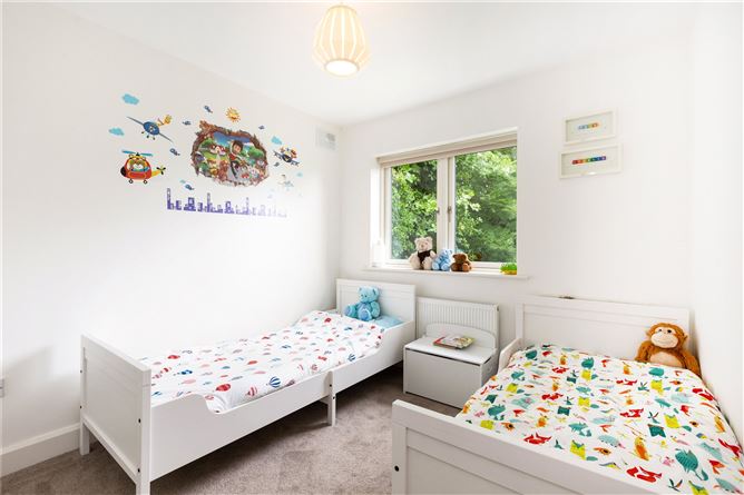 5 Parc na Silla Close, Loughlinstown, Dublin