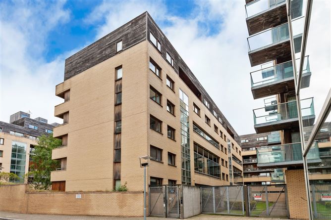 16 Block 8, Clarion Quay, IFSC, Dublin 1
