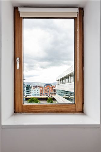 16 Block 8, Clarion Quay, IFSC, Dublin 1