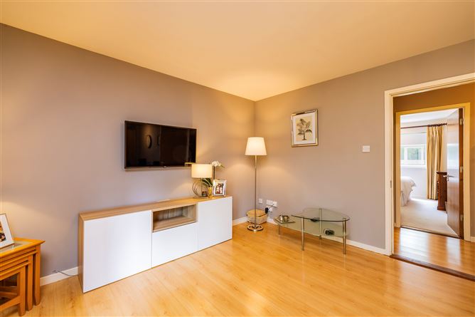Apt 122 Griffith Hall, Glandore Road, Drumcondra, Dublin 9