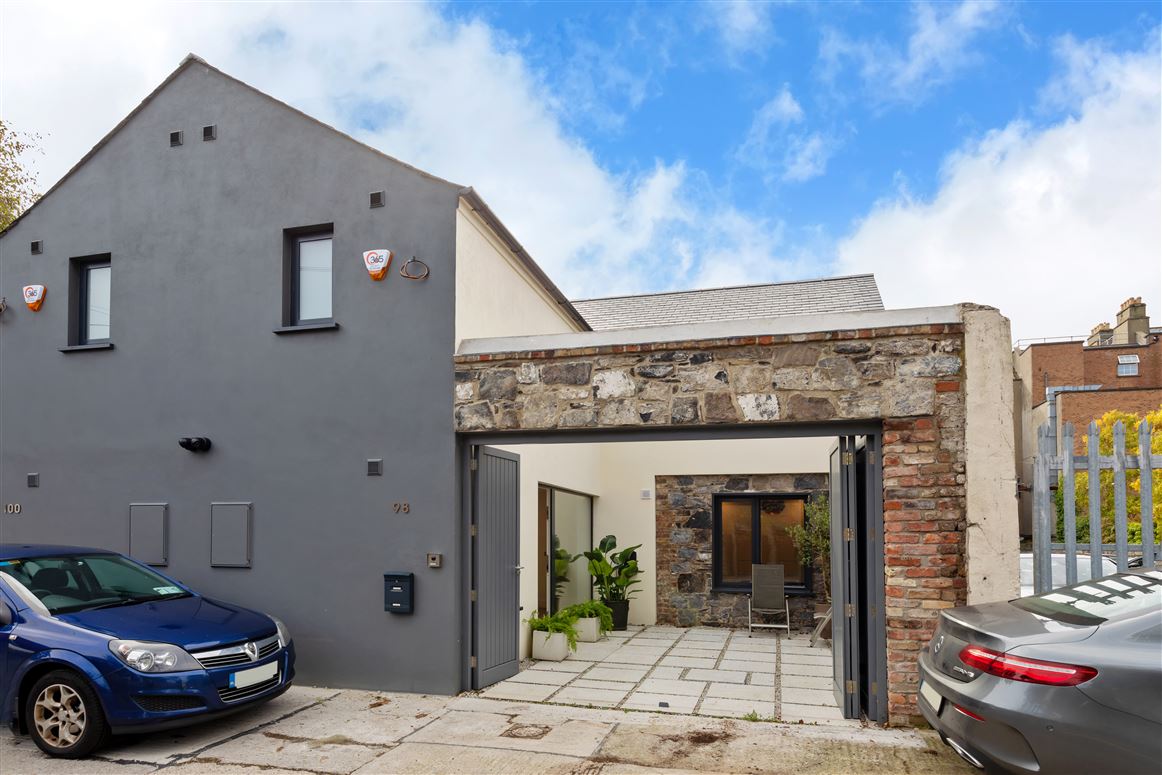 98 Baggot Lane, Ballsbridge, Dublin 4