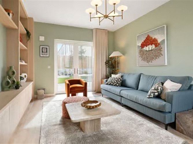 https://photos-a.propertyimages.ie/media/1/3/7/4904731/fd721795-40d2-402e-a501-a7e9e281e47c_l.jpg