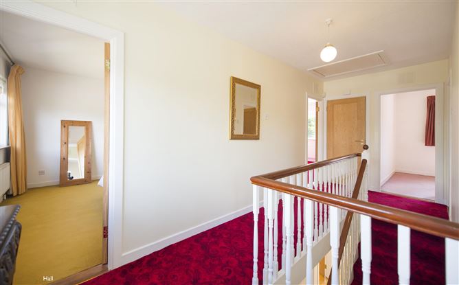 https://photos-a.propertyimages.ie/media/1/3/7/4943731/3fa6156b-ab60-419b-8c93-6ca719f66049_l.jpg