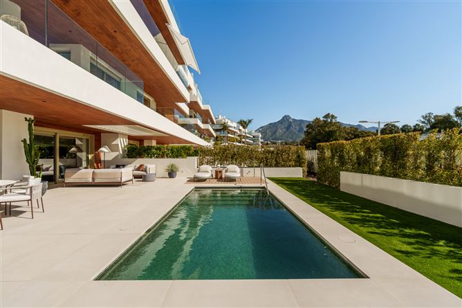 {name:Malaga, codeiso:MA}, Marbella, Marbella Golden Mile, Benalús, Spain - COSTA-01180P