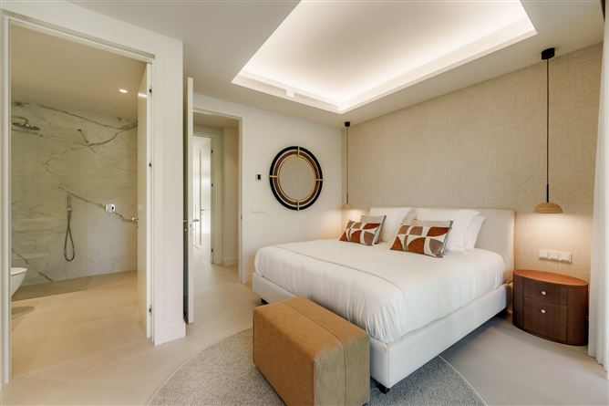 {name:Malaga, codeiso:MA}, Marbella, Marbella Golden Mile, Benalús, Spain - COSTA-01180P