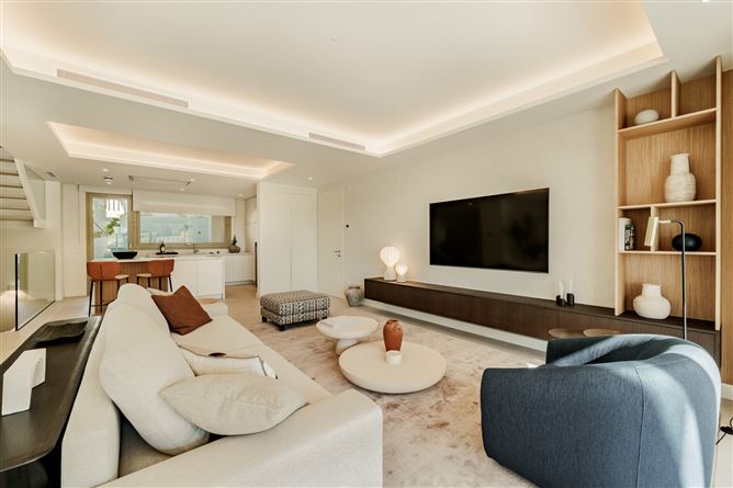 {name:Malaga, codeiso:MA}, Marbella, Marbella Golden Mile, Benalús, Spain - COSTA-01180P