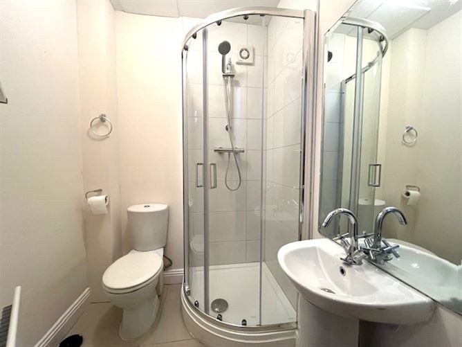 Castlefield Court, Knocklyon, Dublin 16