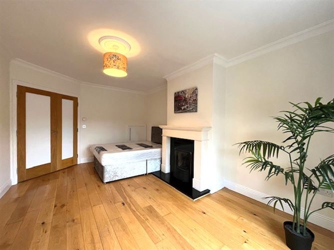Castlefield Court, Knocklyon, Dublin 16