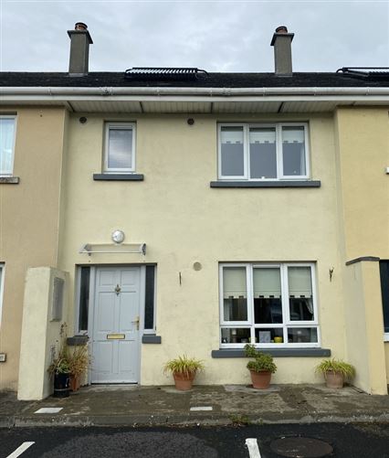 6 Cluain Mullan, Castlepollard, Westmeath