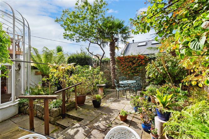 28 Sandycove Avenue West, Sandycove, Dublin