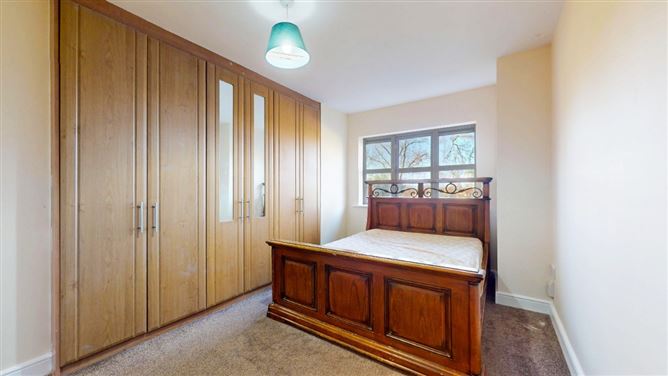 27 Ballyowen Square, Lucan, Dublin