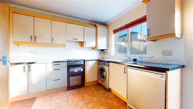 27 Ballyowen Square, Lucan, Dublin