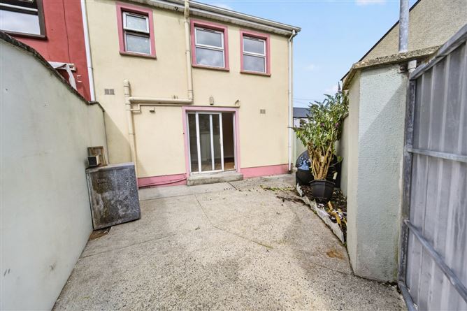 Photo 15 of 17 — 10 Castle Row, Ballina, Co. Mayo