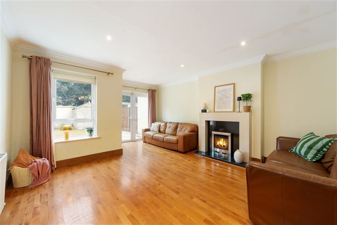9 Larkfield Grove, Lucan, Co. Dublin