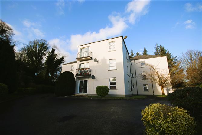 Main image for 1 Highfield House, Highfield Place, Letterkenny, Donegal