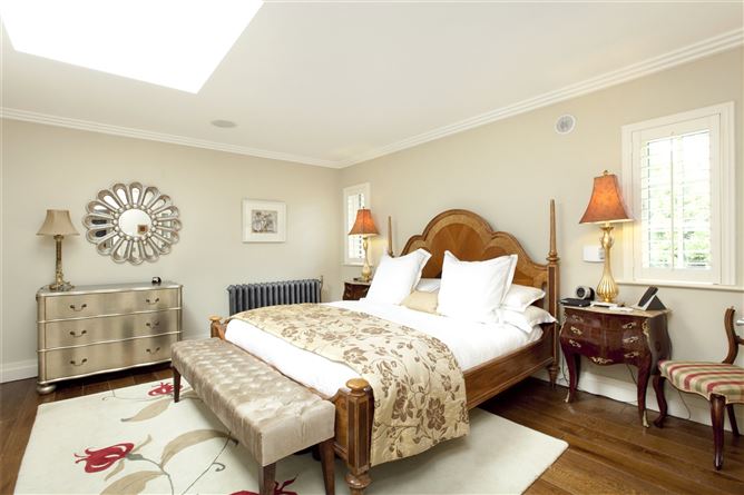 Raffin, 1 Raglan Lane, Ballsbridge, Dublin 4