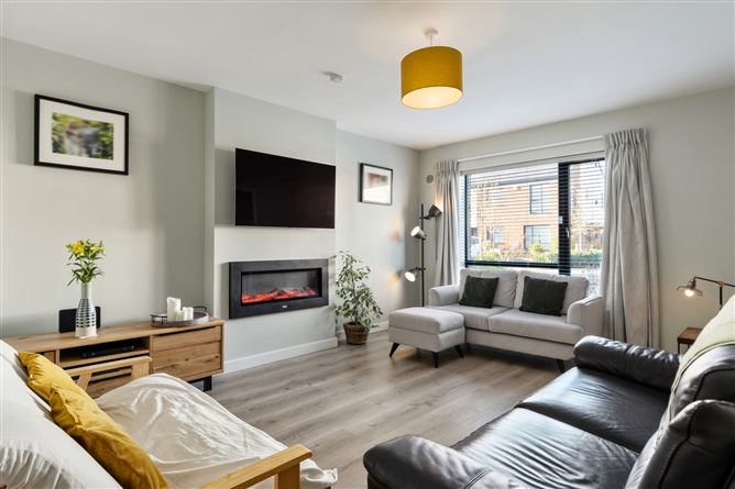 12 White Pines Court, Rathfarnham, Dublin 16