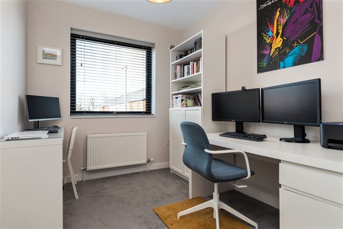 12 White Pines Court, Rathfarnham, Dublin 16