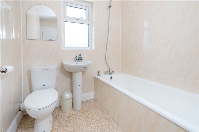 21 Coscorrig Crescent, Loughrea, Co. Galway