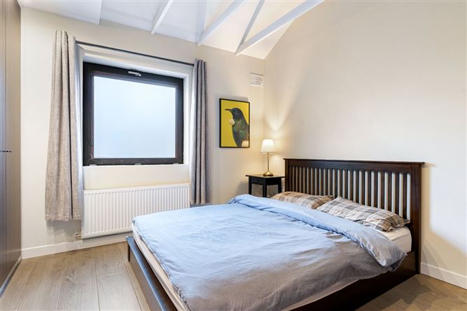 24 Castle Court, Killiney, Co. Dublin