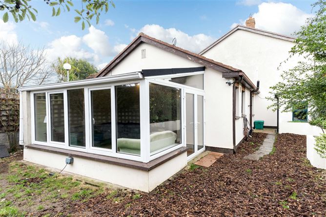 24 Castle Court, Killiney, Co. Dublin