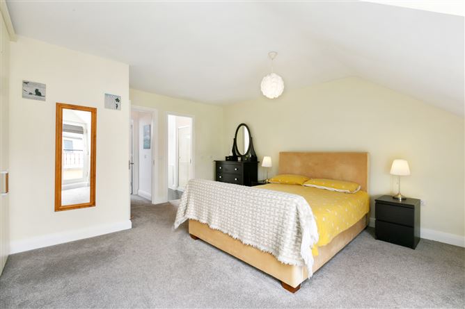 4 Saint Edmunds Park, Lucan, Co. Dublin