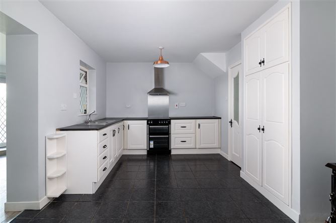 33 Silver Dale Estate, Kilcoursey, Clara, Co. Offaly