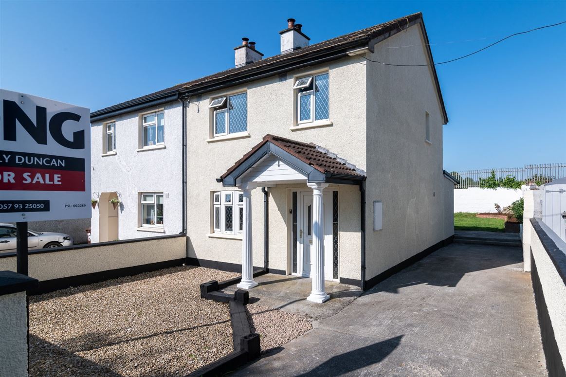 33 Silver Dale Estate, Kilcoursey, Clara, Co. Offaly