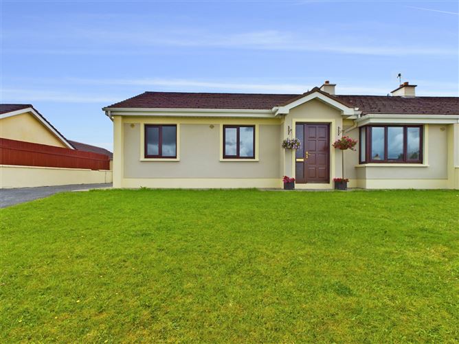 65 Brookville, Lahinch Road, Ennis, Co. Clare