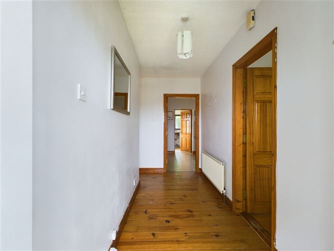 65 Brookville, Lahinch Road, Ennis, Co. Clare