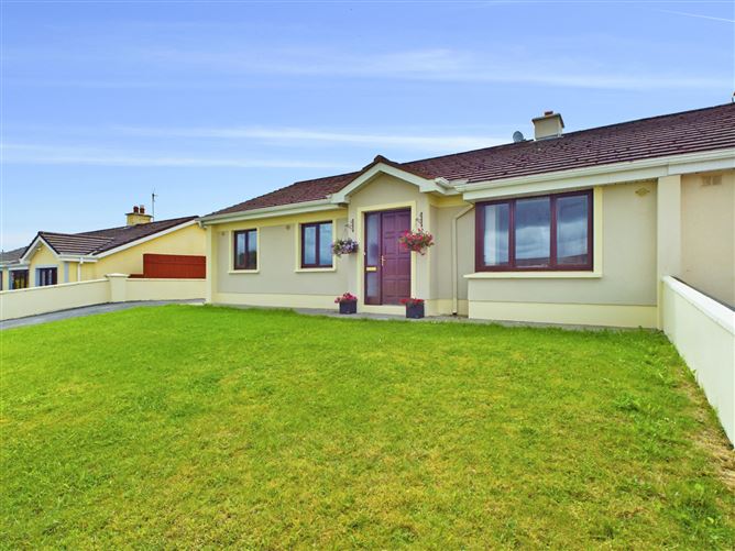 65 Brookville, Lahinch Road, Ennis, Co. Clare