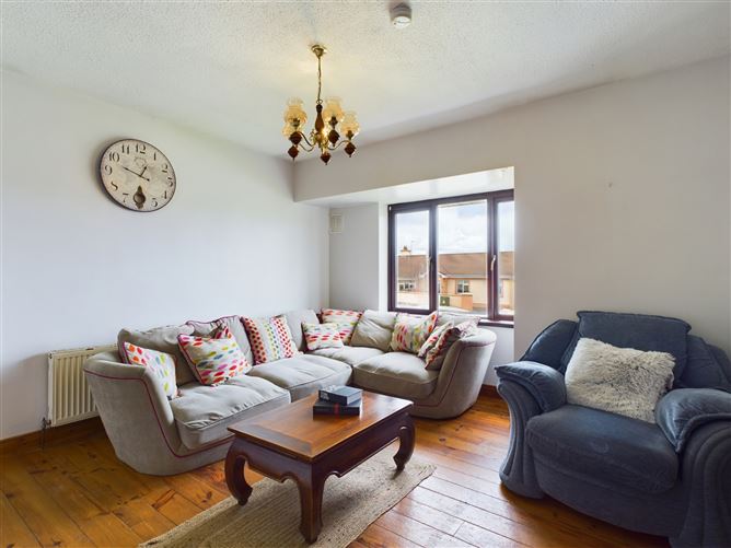 65 Brookville, Lahinch Road, Ennis, Co. Clare