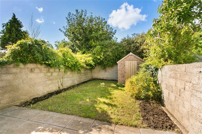 26 Brookfield Green, Kimmage, Dublin 12