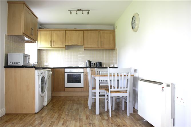 11 Costa Na Mara, Oranmore, Galway